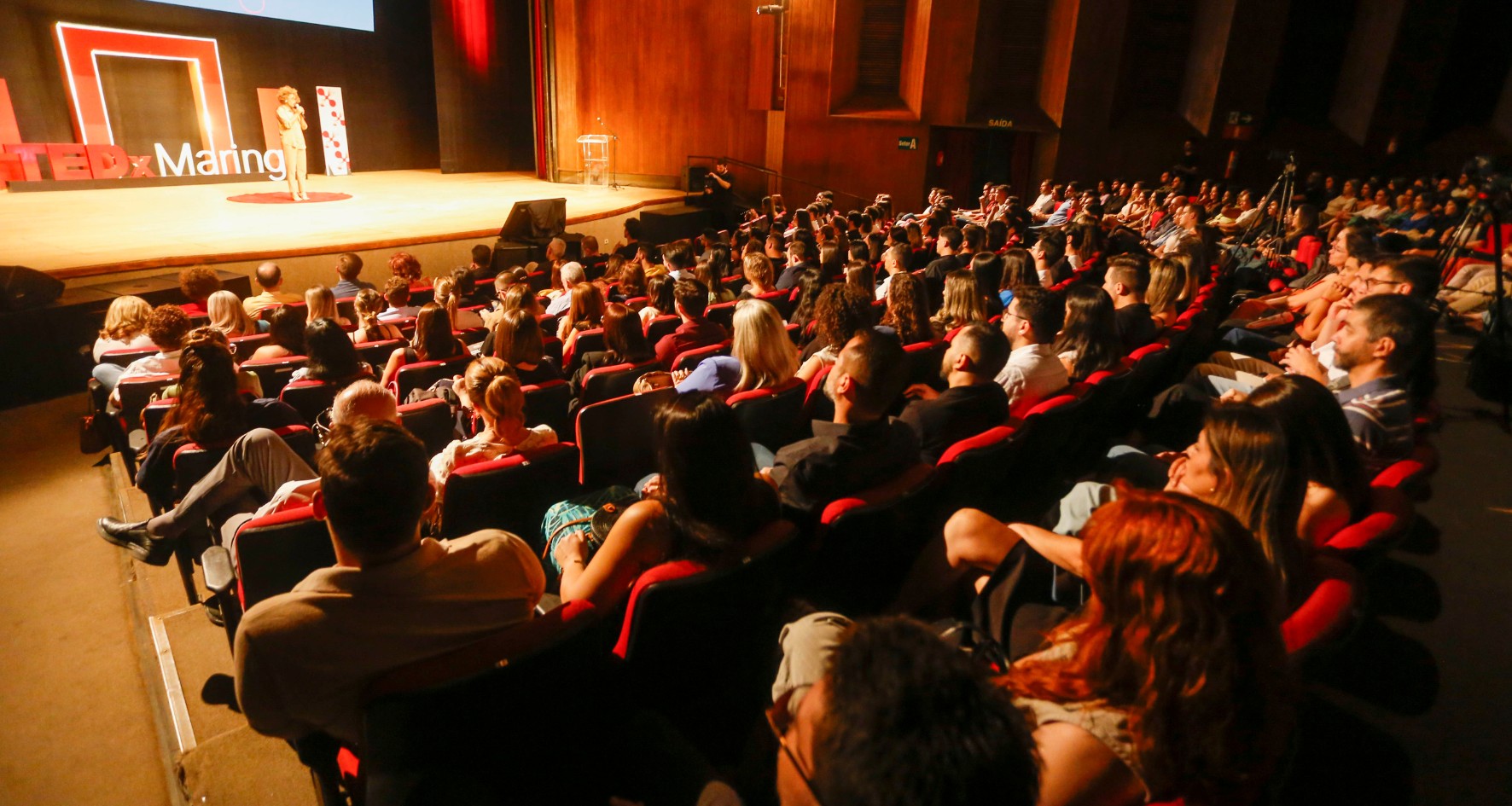 Por dentro do TEDx: como funciona um evento licenciado pela plataforma global TED 