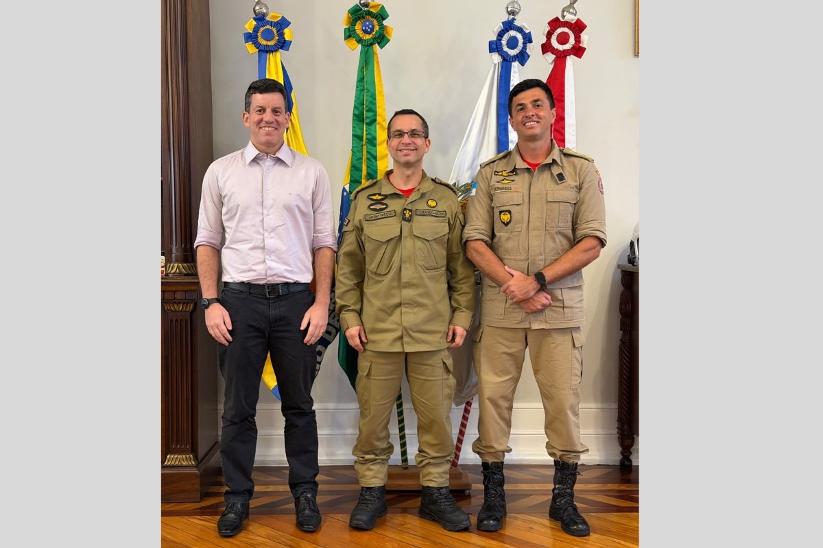 Prefeito Hingo Hammes anuncia coronel Vinícius Fernandes como novo secretário de Defesa Civil de Petrópolis