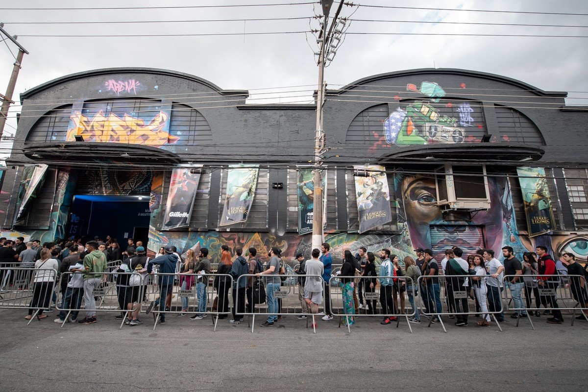 Arena para fãs de games na Mooca, em SP, reúne palestras, jogos e shows