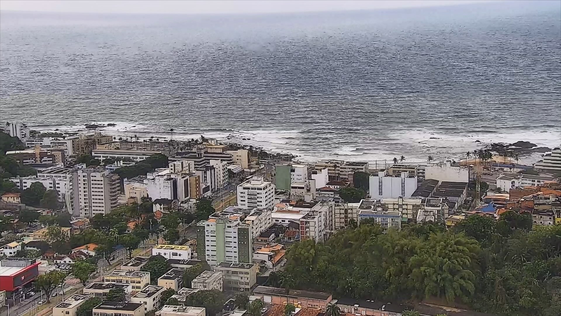 Defesa Civil de Salvador emite alerta para continuidade de chuvas na capital baiana; veja previsão