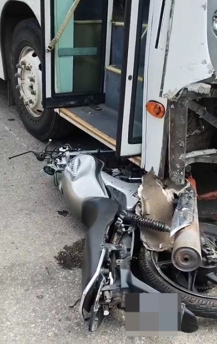 Batida frontal entre moto e ônibus deixa motociclista morto em Coronel Fabriciano