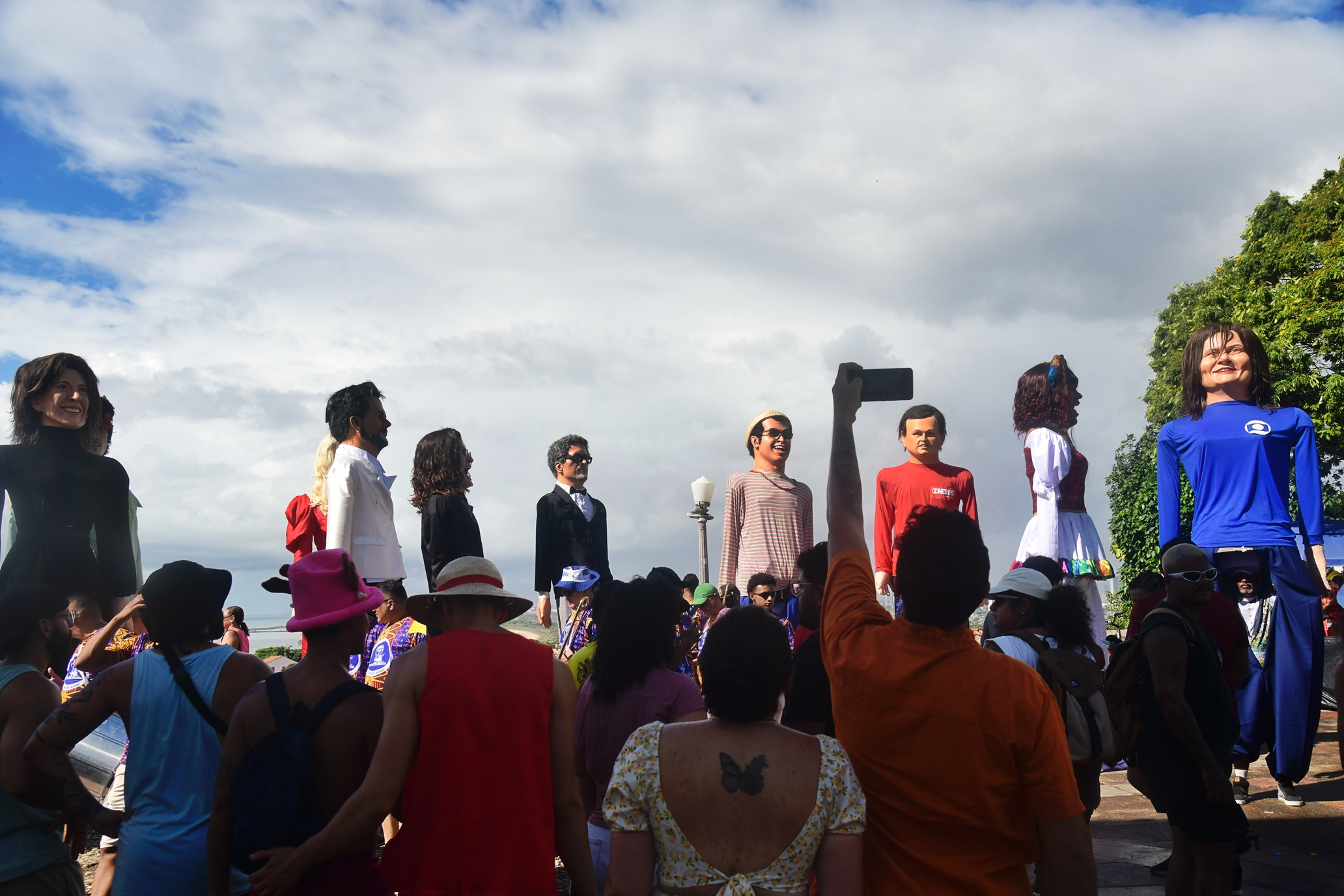Encontro de bonecos gigantes em Olinda; FOTOS