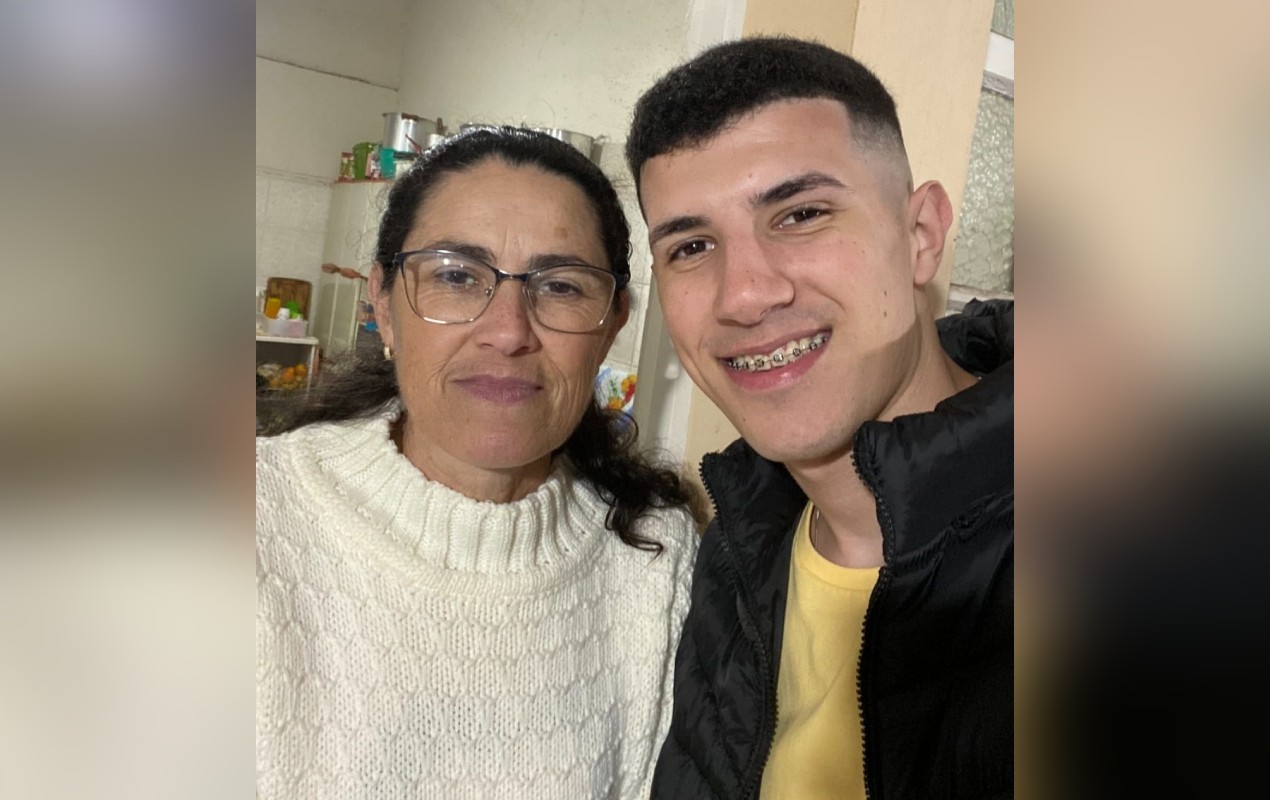 Mãe relata decisão de doar órgãos do filho de 20 anos após morte por AVC: ‘É sobre o outro’