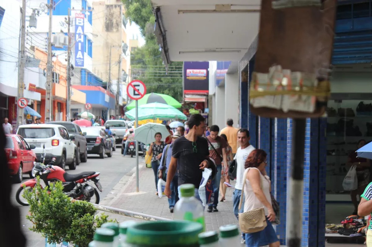 Mercado financeiro sobe para 5,30% estimativa de inflação em 2026 e projeta corte menor de juros