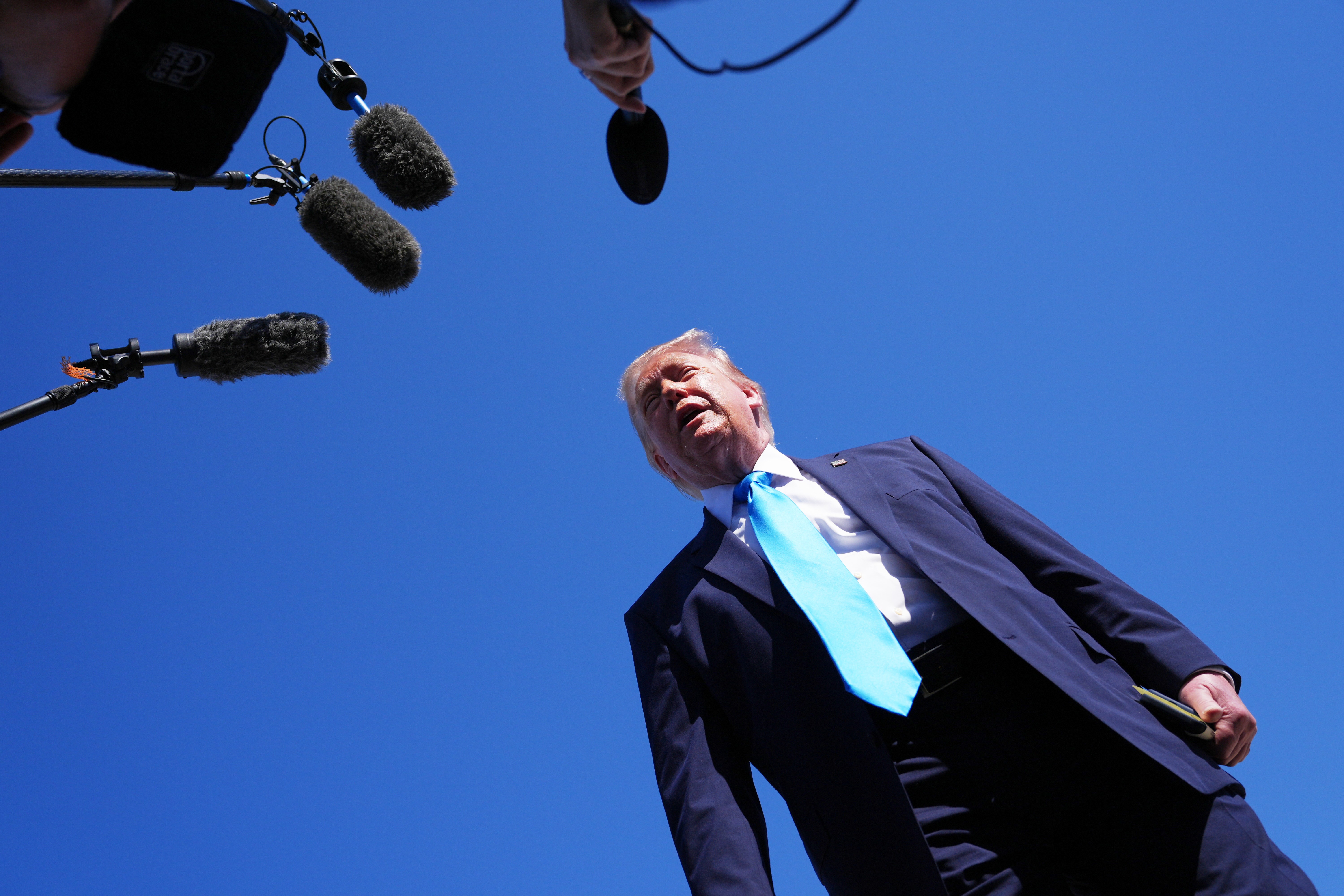Trump diz que dará chance ao Irã e que não tem pressa nas negociações para dar fim à guerra