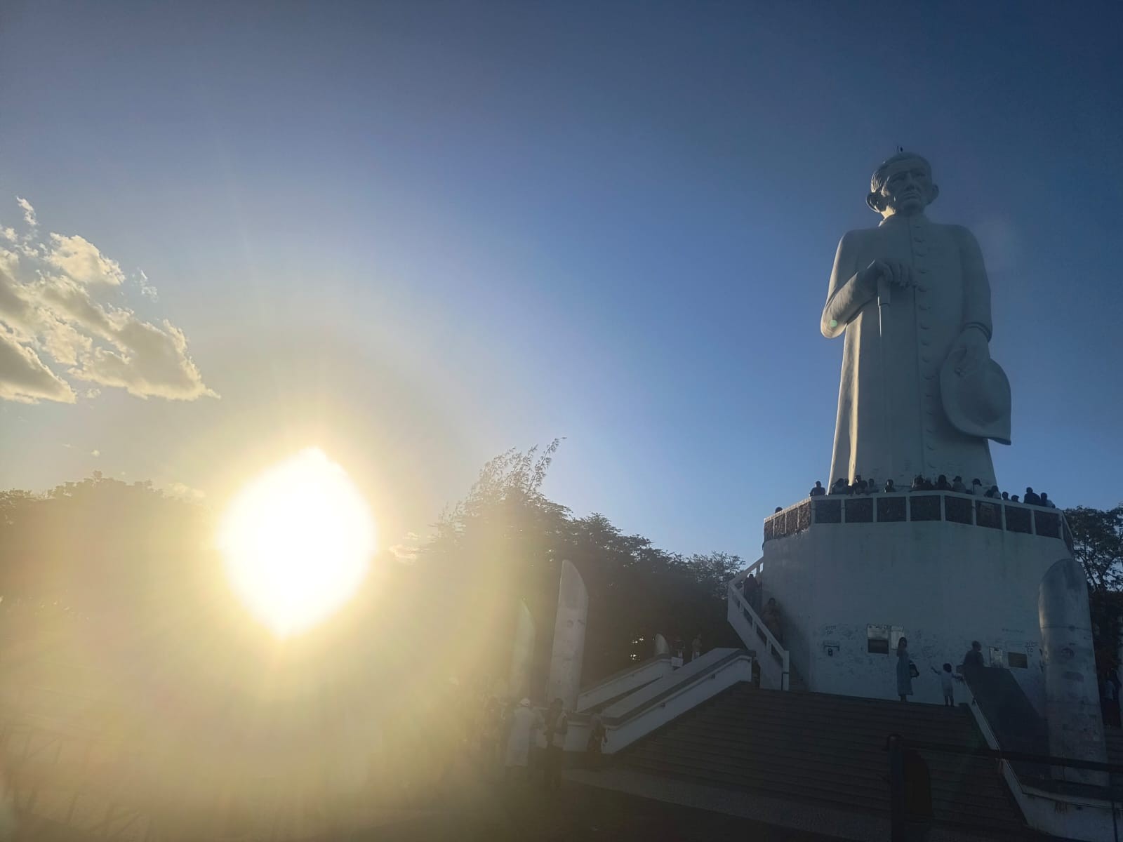 Tradição e fé: romeiros seguem os passos dos pais e avós e revivem a devoção a Padre Cícero 