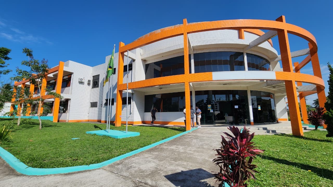 Operação do MP investiga desvio de R$ 24 milhões na Prefeitura e Câmara de Ferraz de Vasconcelos