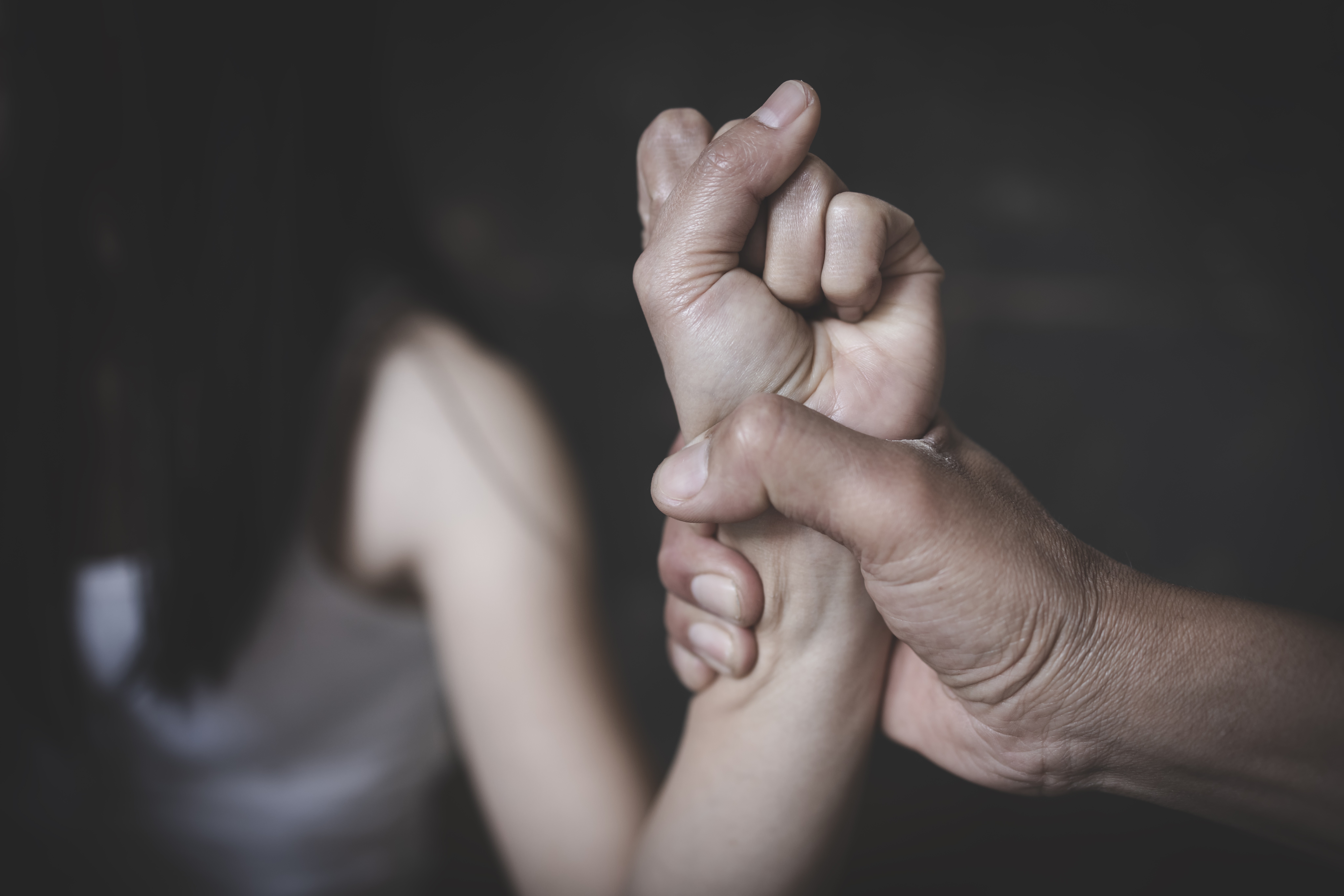 Mulheres vítimas de violência doméstica em SP têm direito a auxílio-aluguel; saiba como solicitar