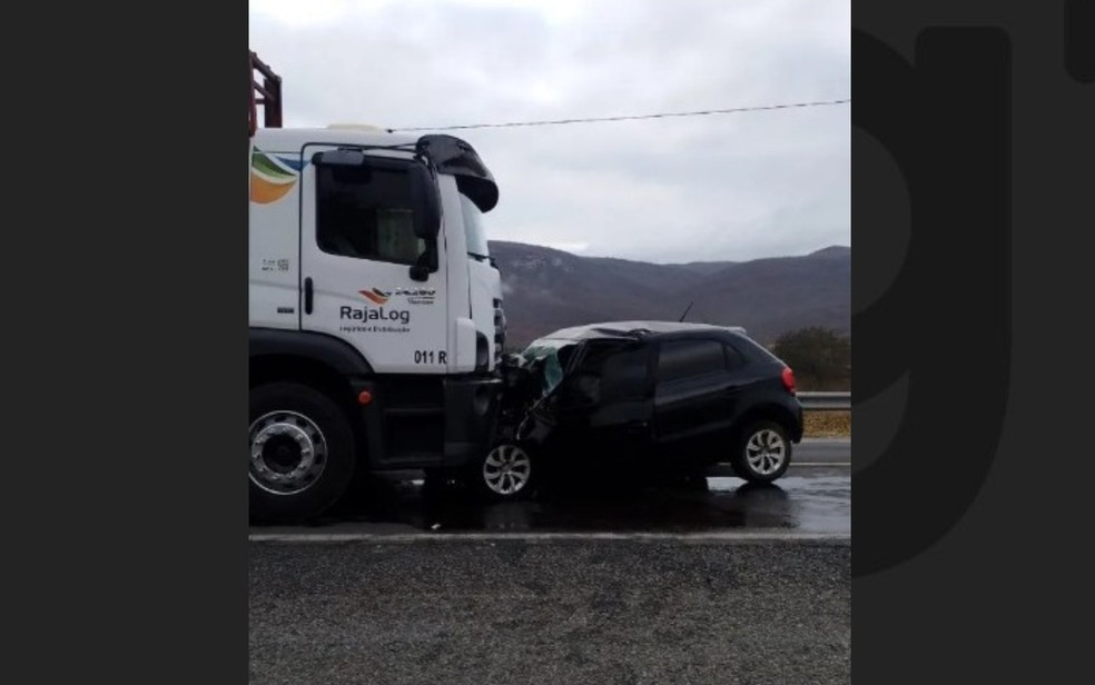 Acidente aconteceu na cidade de Manoel Vitorino — Foto: Reprodução/Redes Sociais