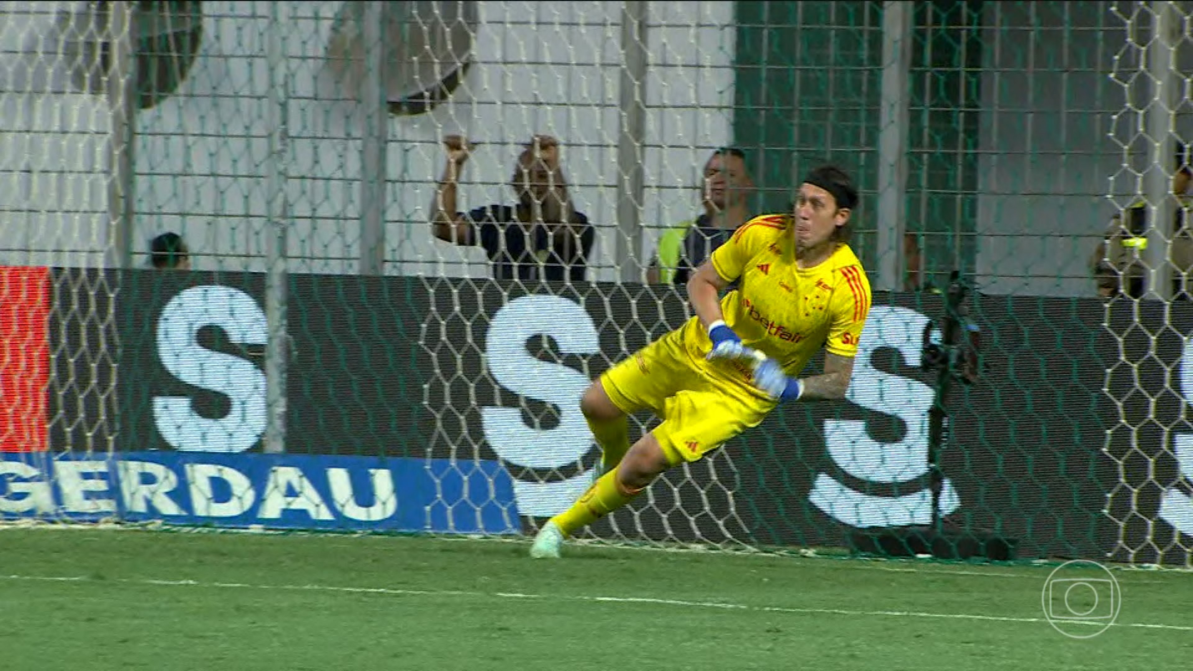 Corinthians e Cruzeiro se enfrentam nas semifinais da Copa do Brasil