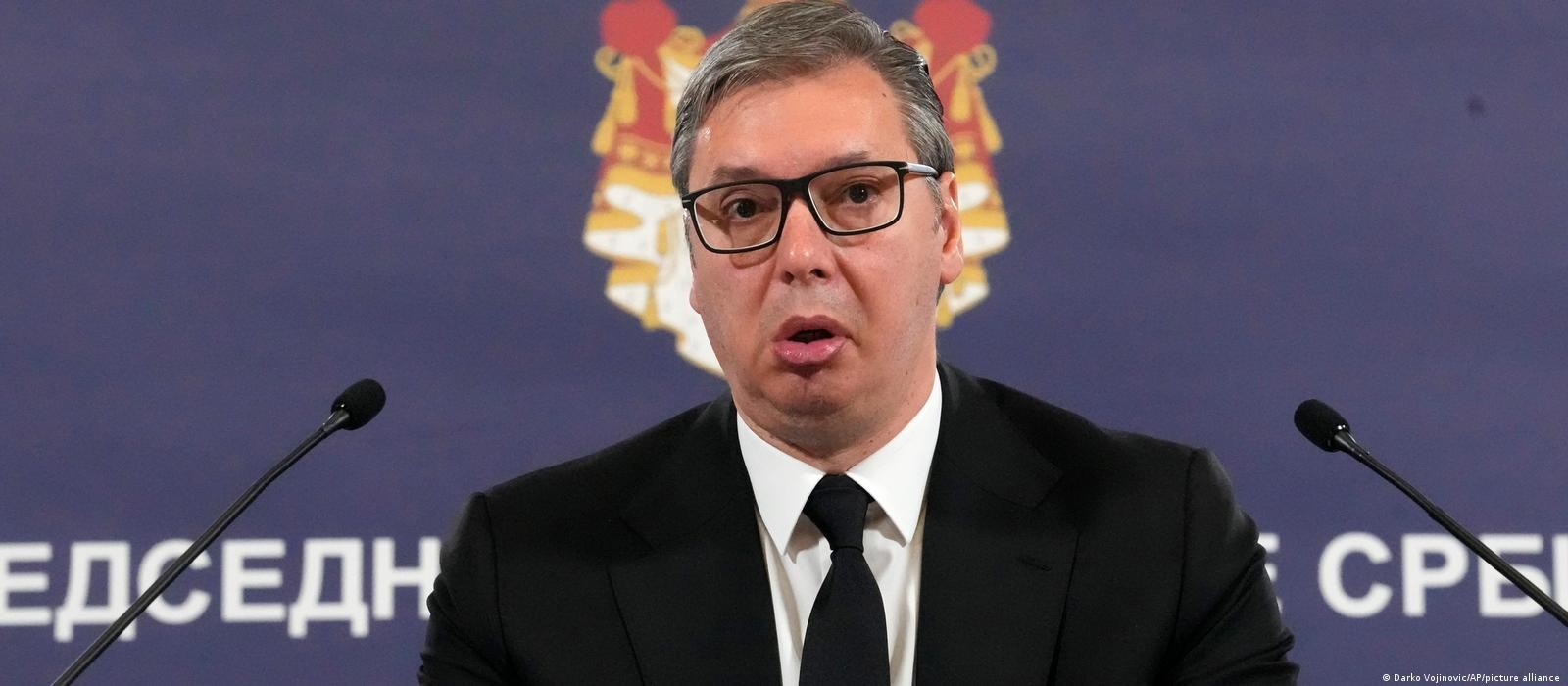 Partido governista da Sérvia perde eleição para movimento liderado por estudantes