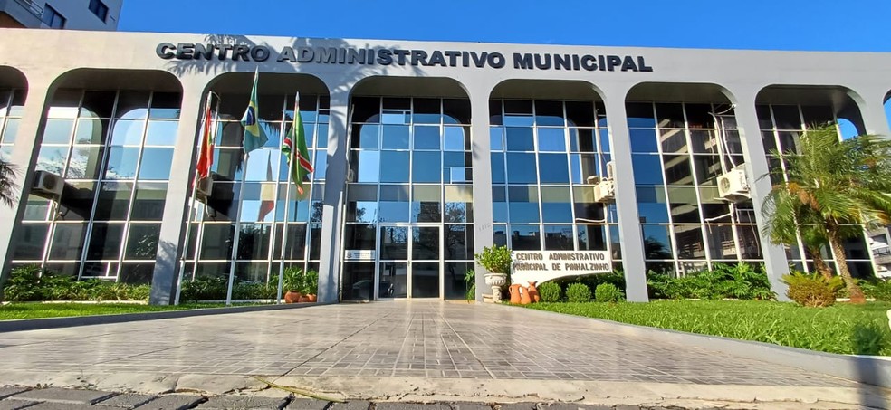 Centro Administrativo de Pinhalzinho, cidade alvo da operao — Foto: Rafael Souza/NSC TV