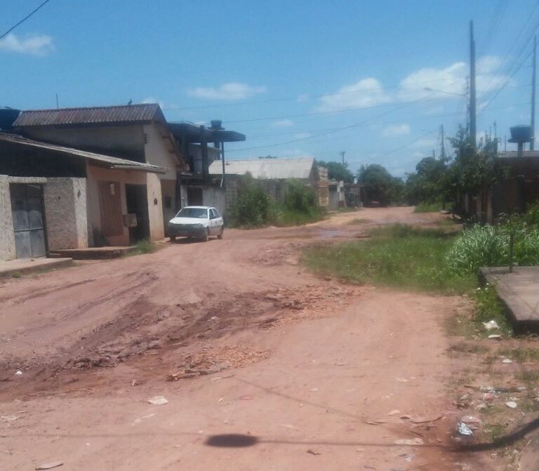 Ruas em loteamento da Zona Norte de Macapá são alvos de reclamação de internauta
