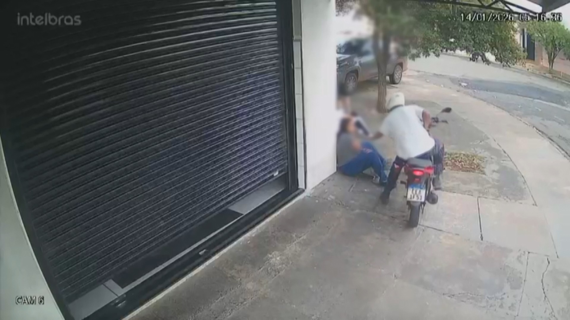 VÍDEO: mulheres são assaltadas em frente ao trabalho em Mogi Mirim