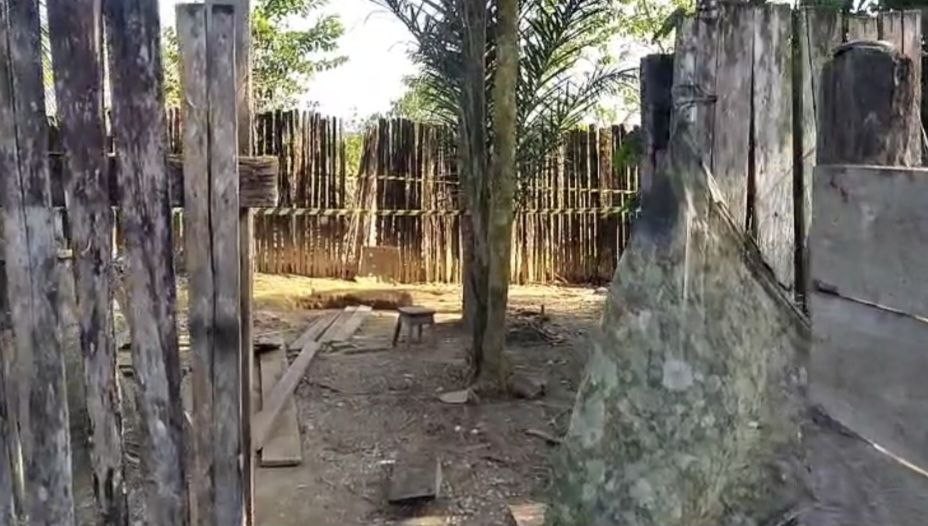 Corpo de mulher é encontrado esquartejado e carbonizado em quintal de casa no Amapá