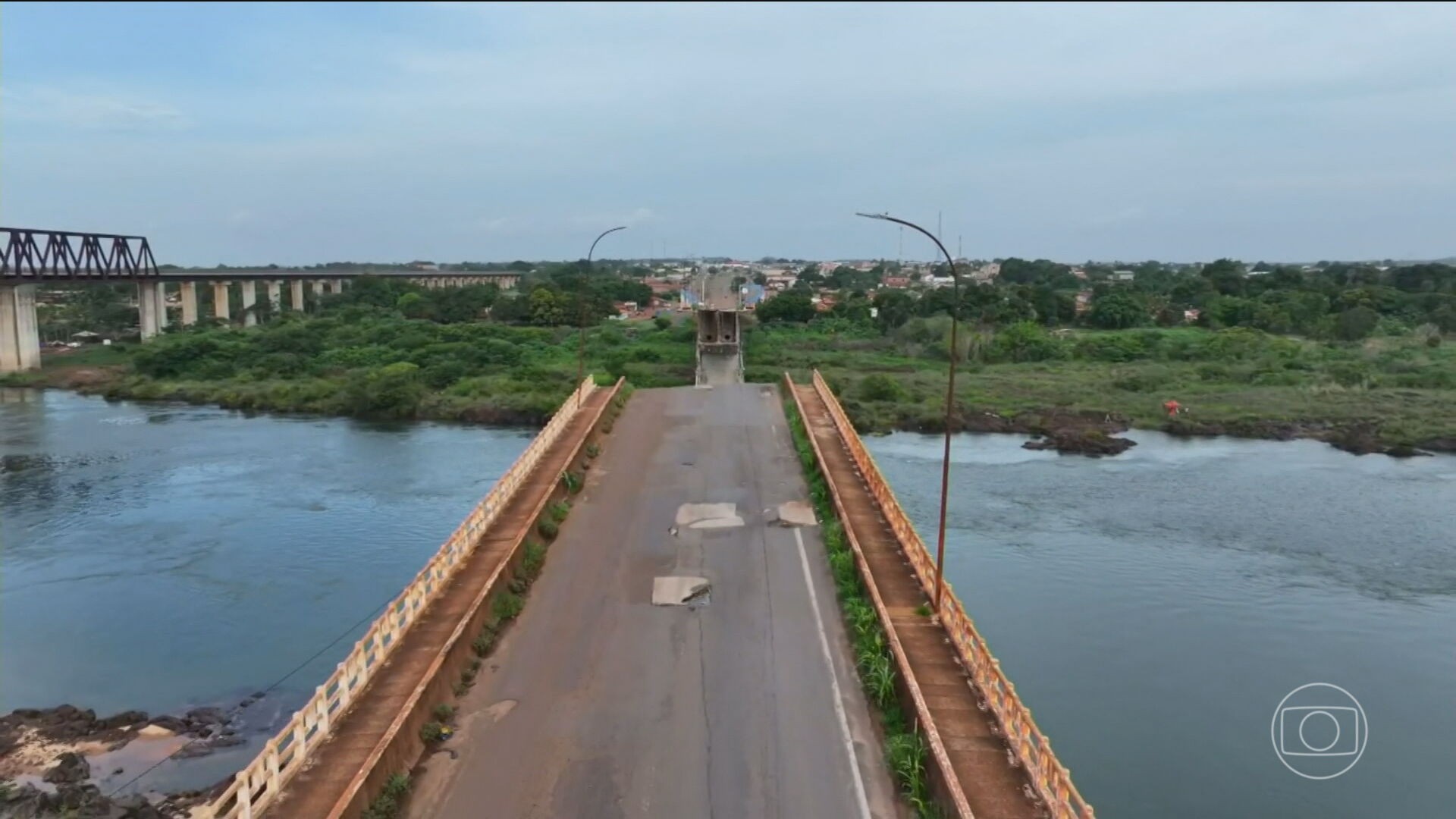 Ponte entre Tocantins e Maranhão: balsas para travessia de pessoas ainda não começaram a funcionar