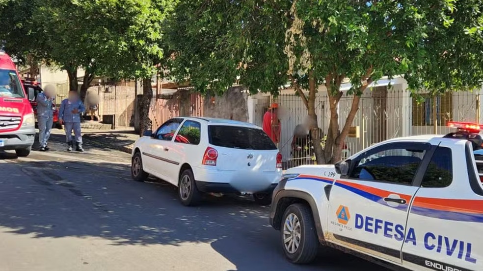 Princípio de incêndio causado por panela de pressão é controlado por equipes dos bombeiros em Regente Feijó (SP) — Foto: Reprodução/Defesa Civil