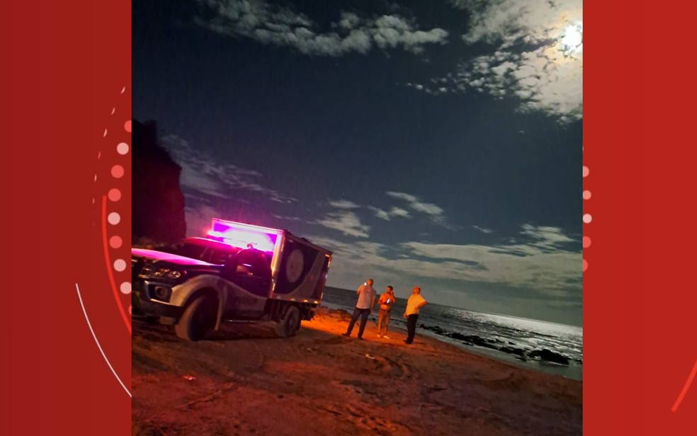 Caso aconteceu na Praia de Areia Branca, em Padro, no extremo sul da Bahia — Foto: Reprodução/Redes Sociais