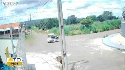 Câmera de segurança registra acidente grave em Palmas