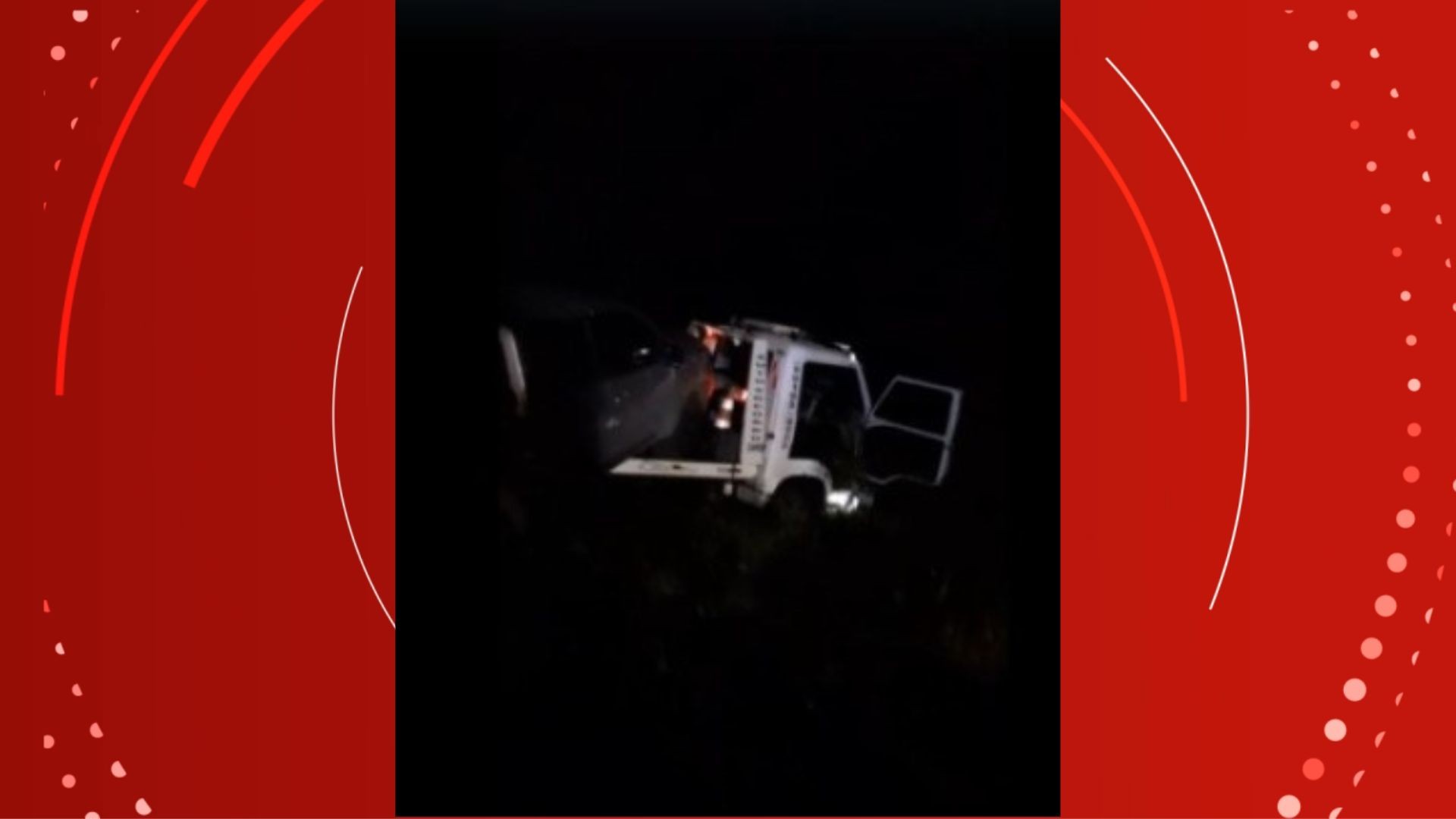 Carro colide com caminhão guincho e deixa dois mortos no interior do Amapá