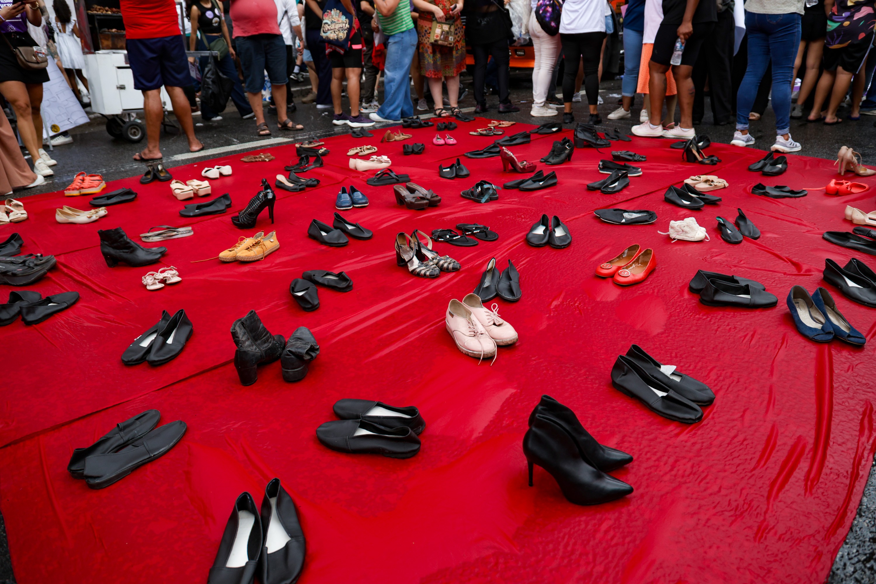 Ato em São Paulo no Dia Internacional da Mulher pede combate ao feminicídio