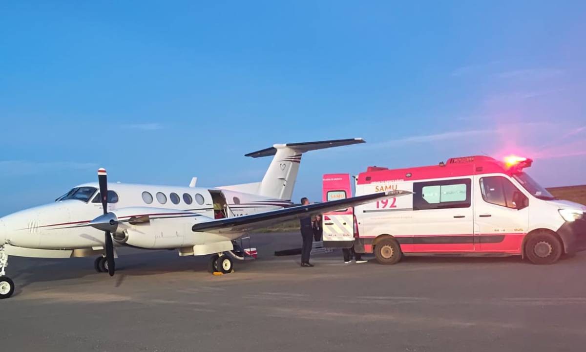 Homem em situação de rua fica gravemente ferido após ter corpo incendiado na Bahia