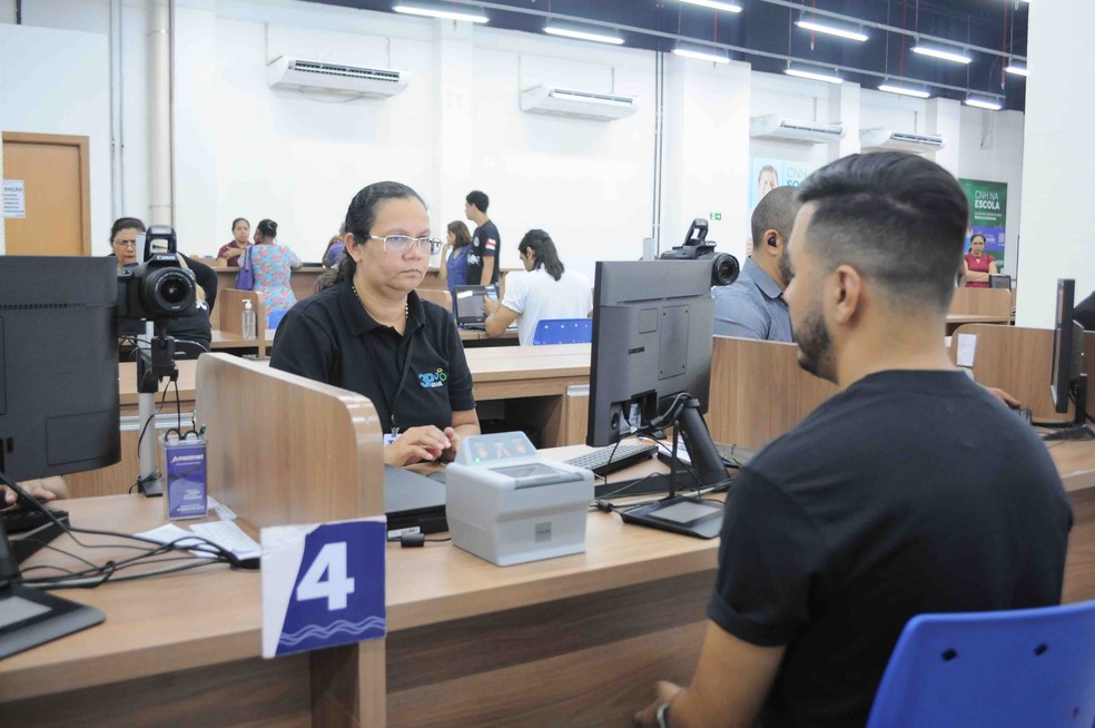 Emissão para Carteira de Identidade Nacional (CIN) pode ser feita mediante agendamento — Foto: SSP-AM