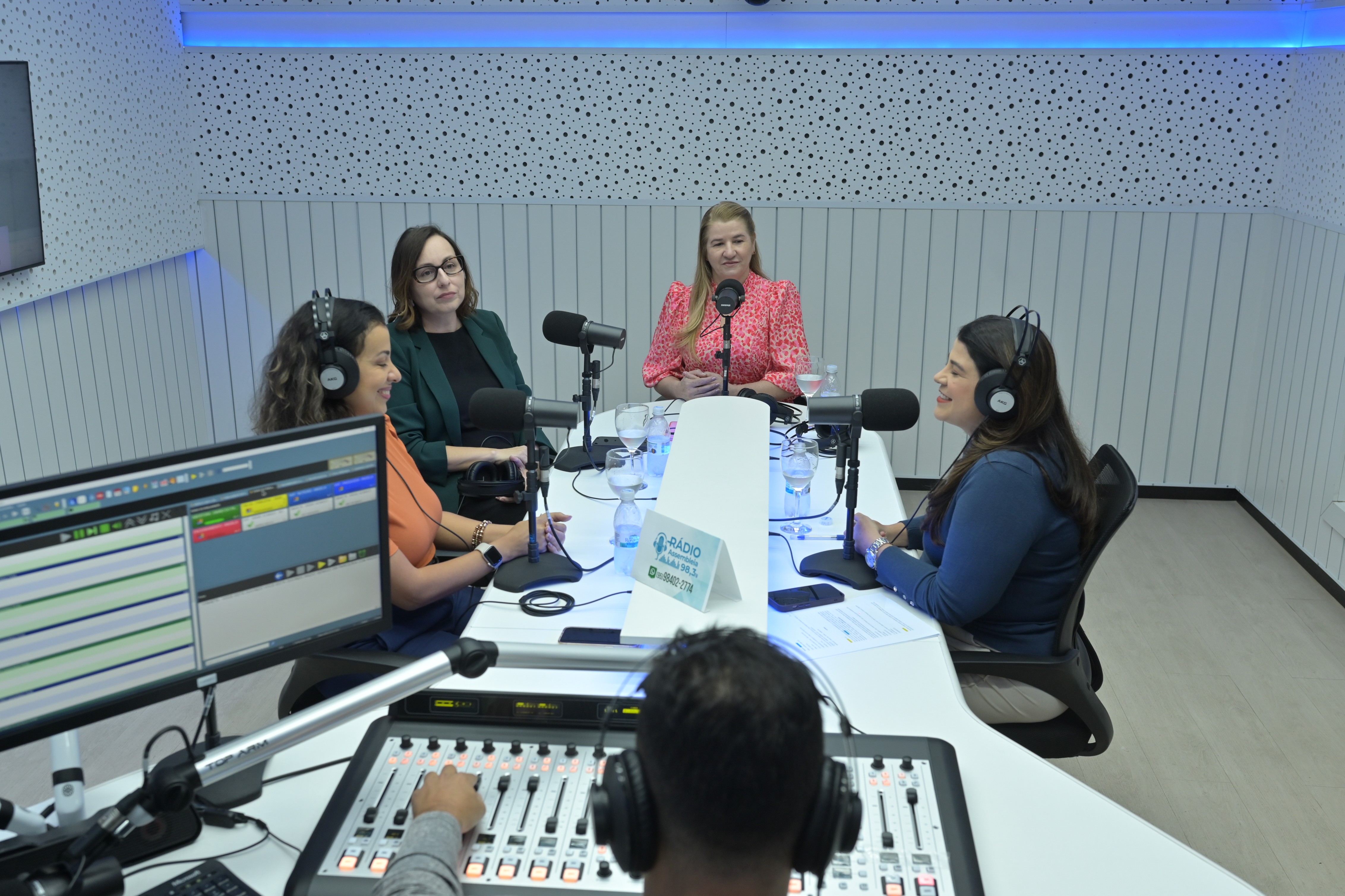 Rádio Assembleia 98,3 FM completa três anos com novos quadros e retorno positivo do público 