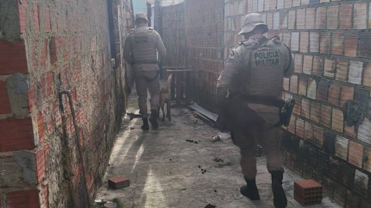 Dois homens são presos suspeitos de tentar matar quatro pessoas a tiros na Bahia