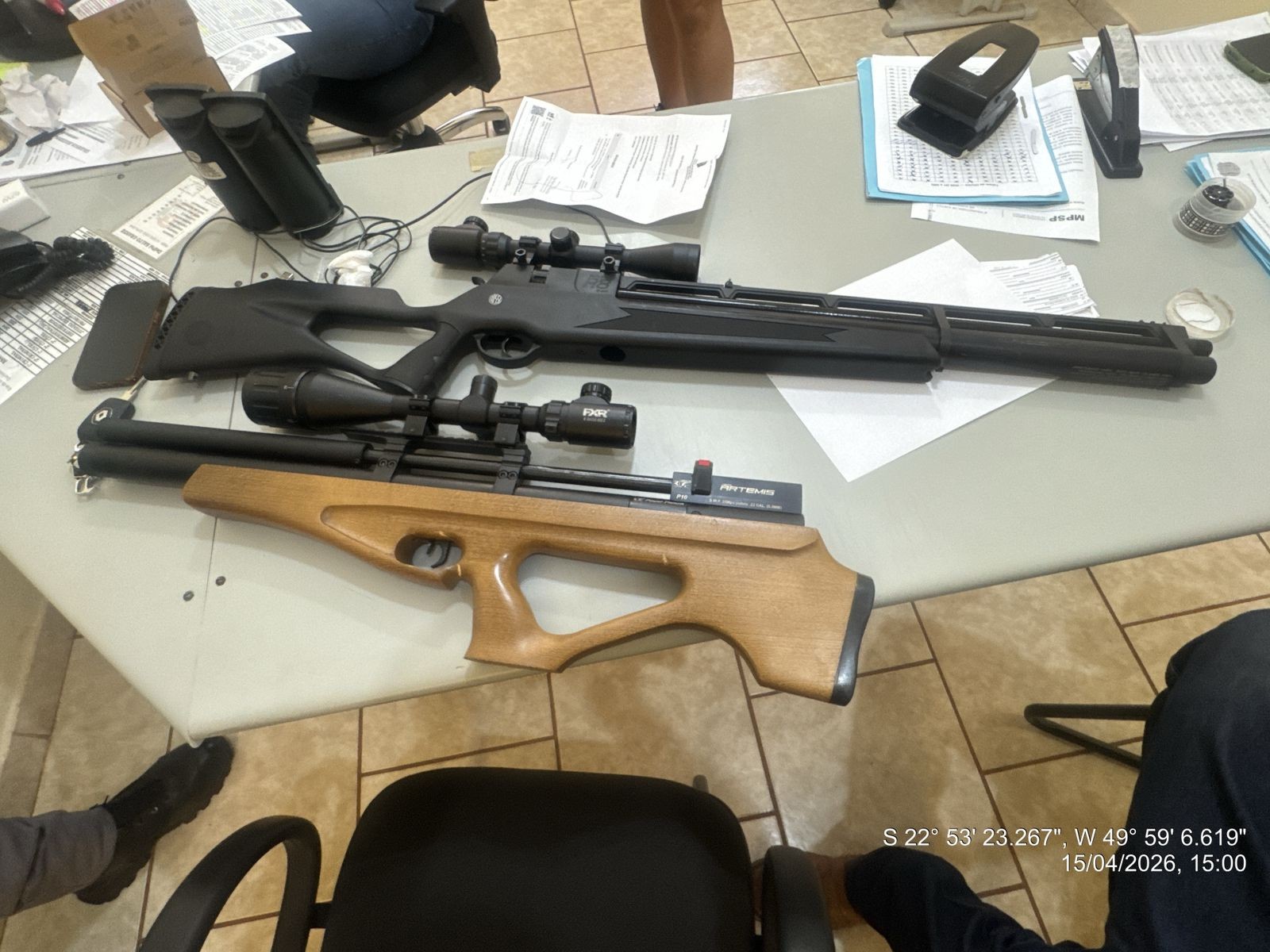 Ave protegida por lei: homem é multado após matar pato-do-mato com tiros de espingarda de pressão 