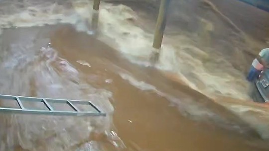 Quem era a influenciadora que morreu afogada após ser levada por enxurrada em Uberlândia - Programa: G1 Triângulo Mineiro 