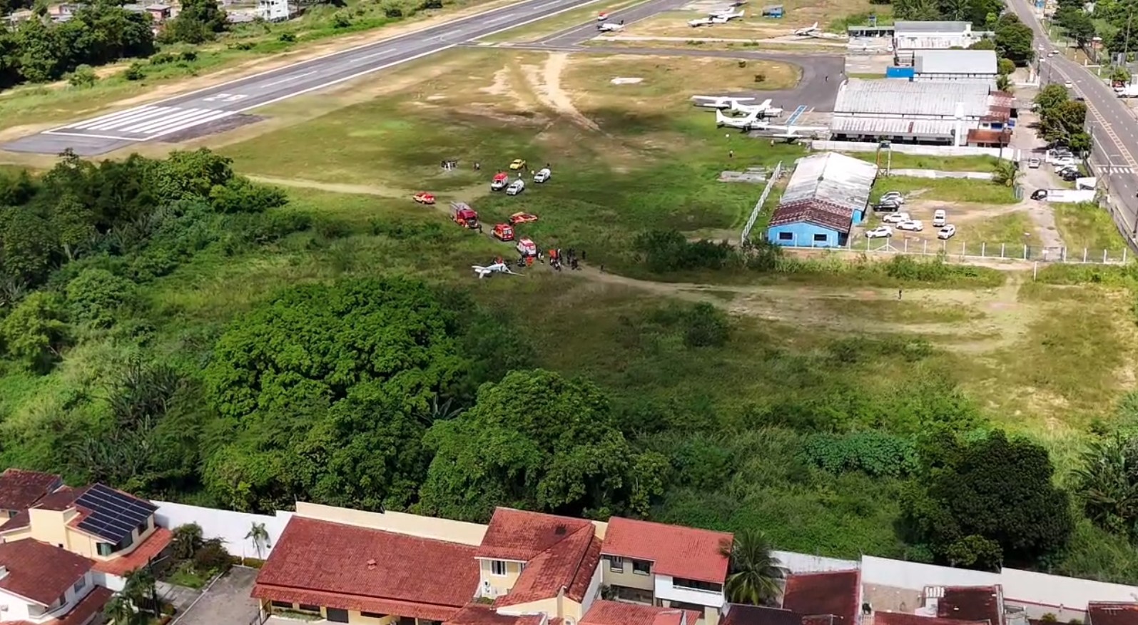 Avião monomotor que caiu em Manaus fazia voo de instrução e vítima era piloto