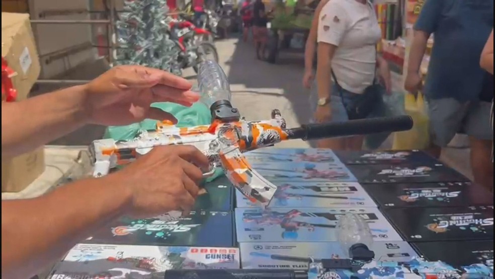 Venda de arma de gel está proibida em Olinda e Paulista, no Grande Recife — Foto: Reprodução/TV Globo