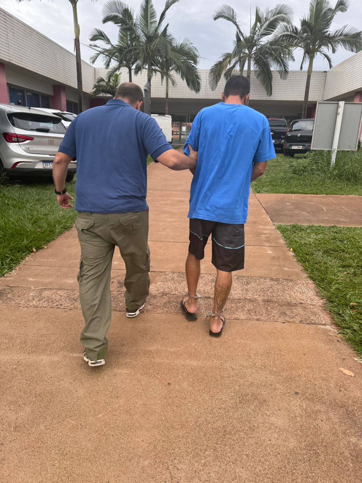 Suspeito de matar dois homens em shopping popular de Cuiabá é preso em Uberlândia