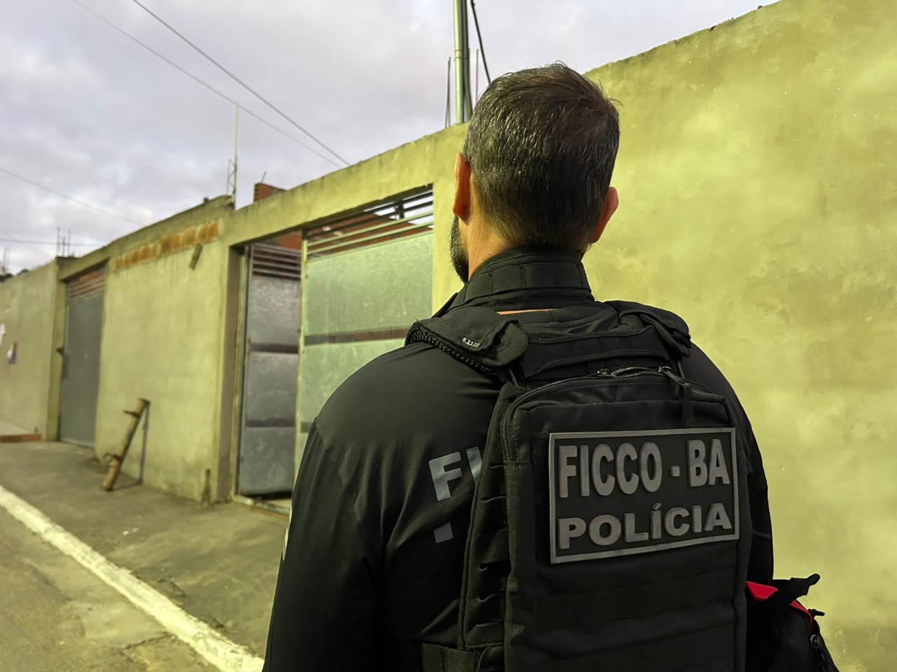 Vinte e um mandados de prisão são cumpridos na Bahia durante operação policial