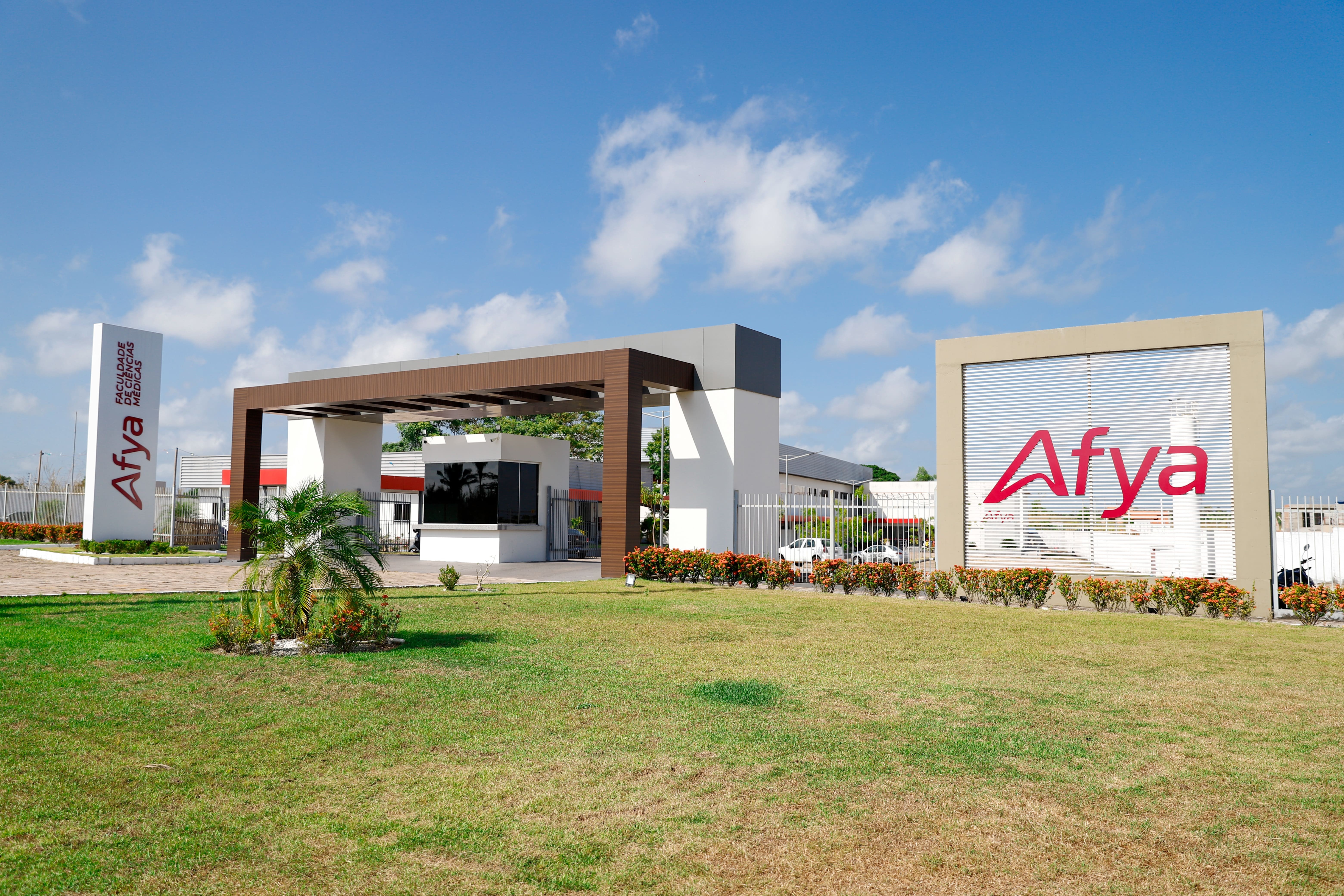 MEC pune curso de medicina de faculdade no MA após nota ruim no Enamed; outras três instituições são alvo de supervisão