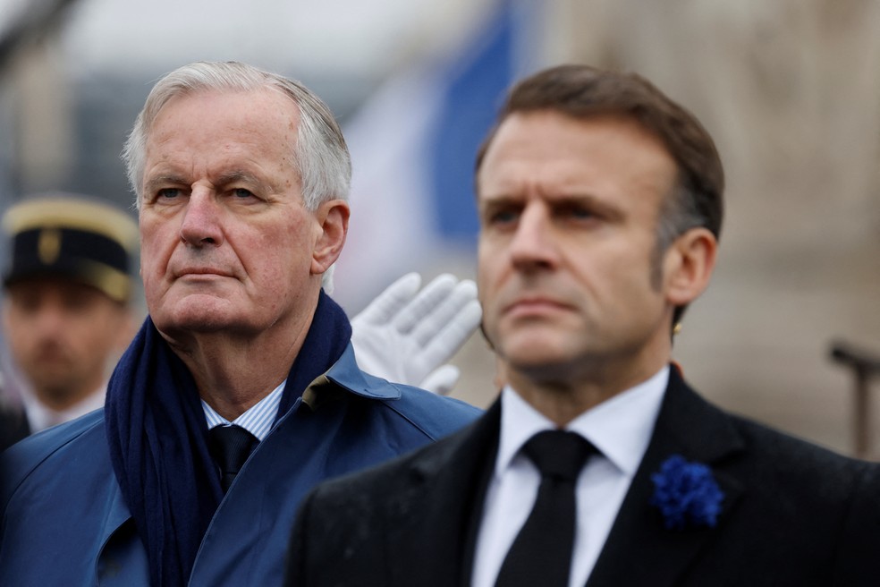 Michel Barnier e Macron — Foto: Ludovic Marin/Reuters