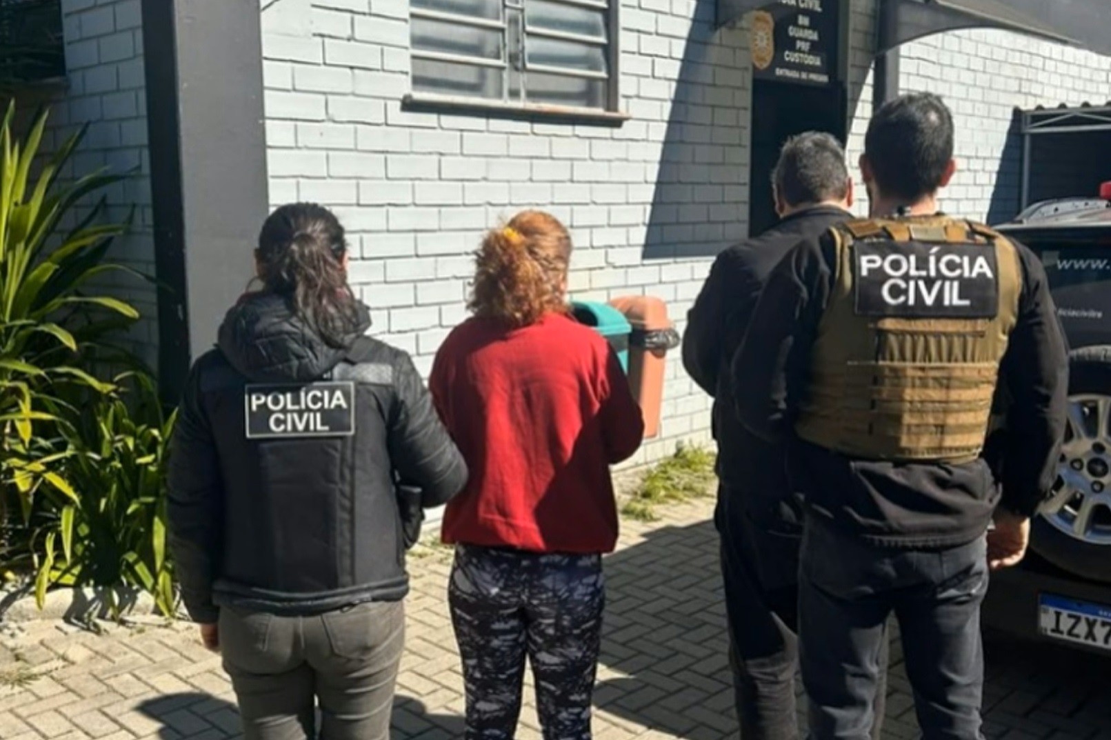 Pai de santo e esposa são presos sob suspeita de estuprar criança em centro religioso de Gravataí; menino está hospitalizado
