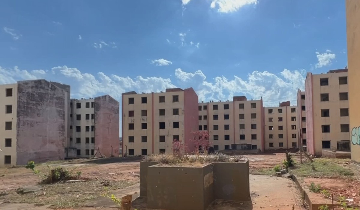 Justiça manda CDHU e Prefeitura reformarem prédios interditados ou garantirem novas moradias em Marília