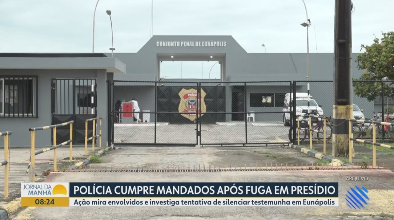 Ex-diretora de presídio tem novo mandado de prisão cumprido em operação que investiga fuga na Bahia; 13 continuam foragidos