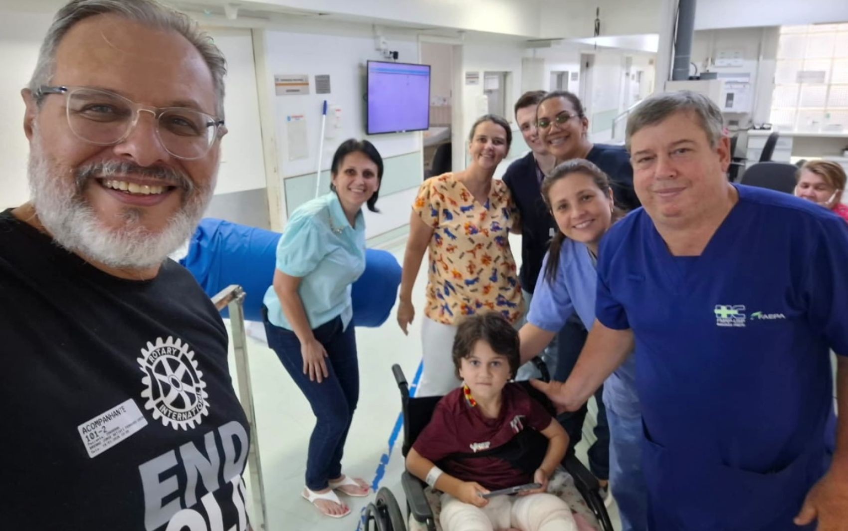 'Foi um milagre', diz médico do menino que sobreviveu após cair do 10º andar de prédio