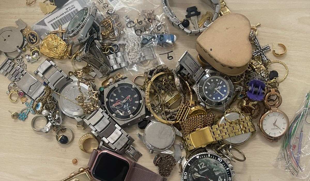 Pintor é preso suspeito de furtar joias avaliadas em mais de R$ 200 mil em Manaus