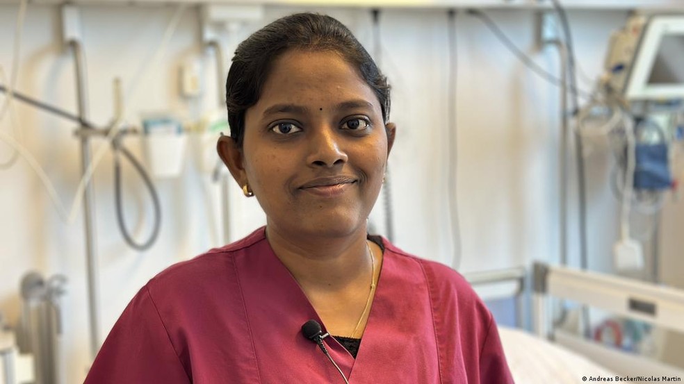 Kayalvly Rajavil se sente acolhida na Alemanha e valoriza o respeito dos seus colegas — Foto: Andreas Becker/Nicolas Martin