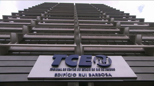 STF determina que conselheiro do TCE-RJ afastado há quase 8 anos por corrupção retome o cargo - José Gomes Graciosa e a esposa dele são investigados por corrupção dentro do órgão. A decisão do Supremo Tribunal Federal cita o longo tempo em que o conselheiro foi mantido afastado e que não há previsão de condenação.