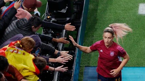 Espanha será 1ª seleção a pagar congelamento de óvulos para jogadoras de futebol