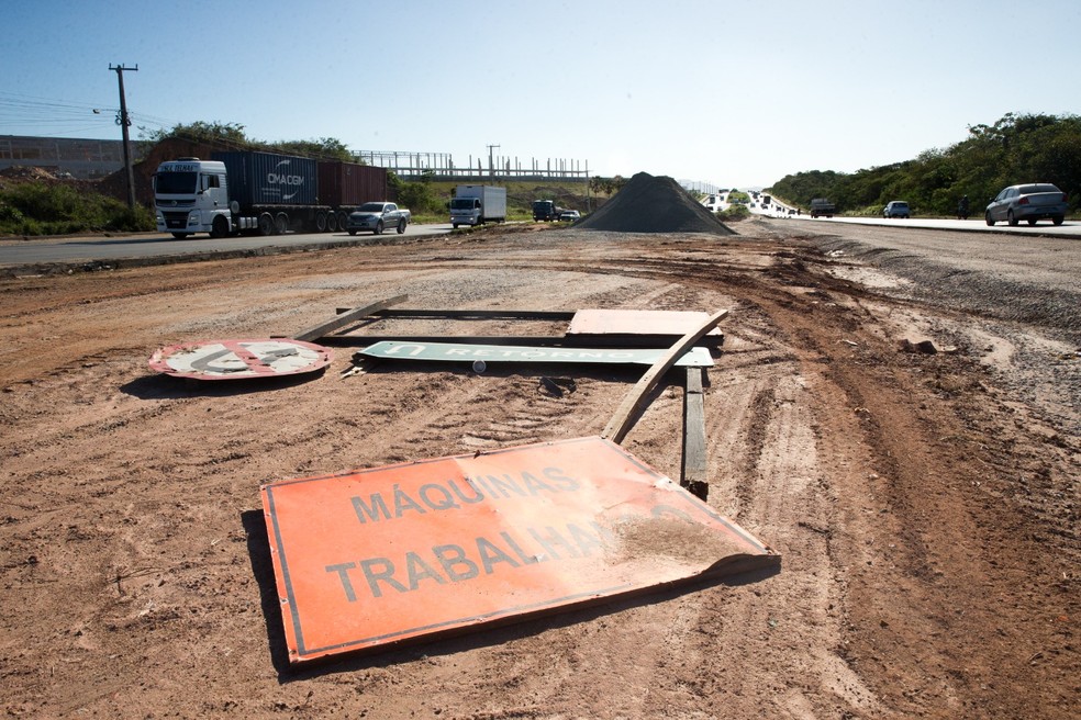 Obras de duplicação do Anel Viário já acontecem há 15 anos, com paralisações e troca de consórcios — Foto: Kid Júnior/SVM