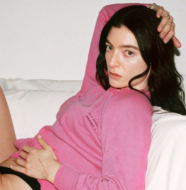 Lorde se abre sobre transtorno alimentar em novo disco: 'Parte de mim gritava: Não se exponha'