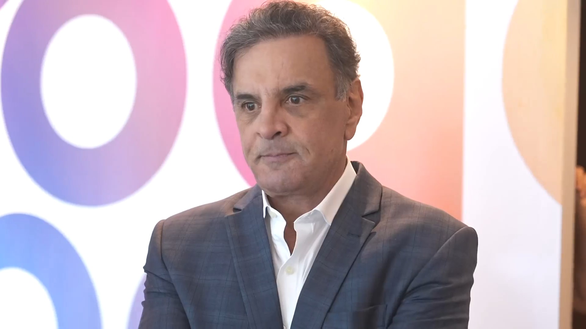 Qual é o número de Aécio Neves (PSDB) para o Senado em Minas Gerais?