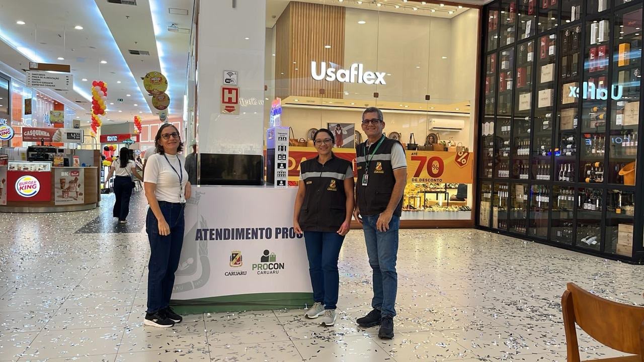 Procon orienta consumidores durante promoções de centro de compras em Caruaru
