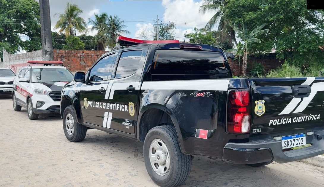 Homem é encontrado morto a tiros em Santa Rita; polícia suspeita que vítima seja estrangeira